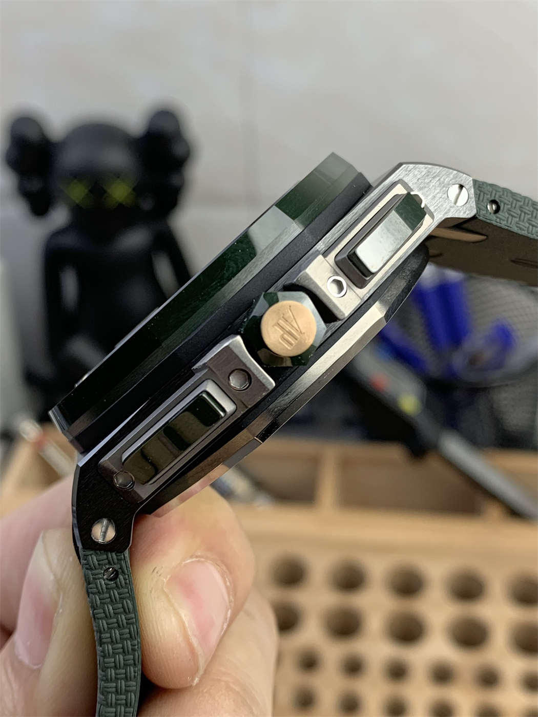 AP Royal Oak Offshore Ceramic Replica – Green Dial 44mm (APJ Factory)
