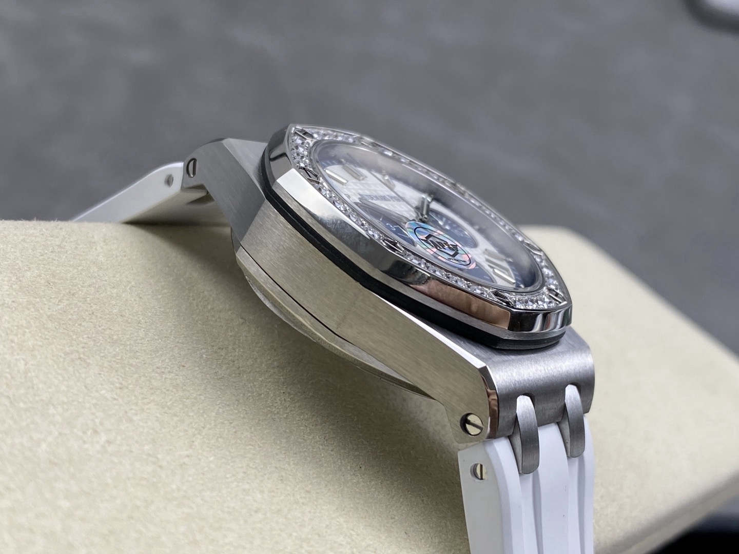APS 37mm Royal Oak Chronograph (Mechanical Dandong 4801)