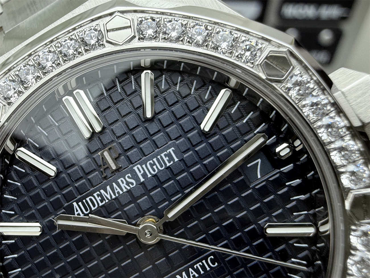Audemars Piguet 15451 Royal Oak 37mm Blue Dial Replica Watch – Diamond Bezel Luxury Steel Sports Model
