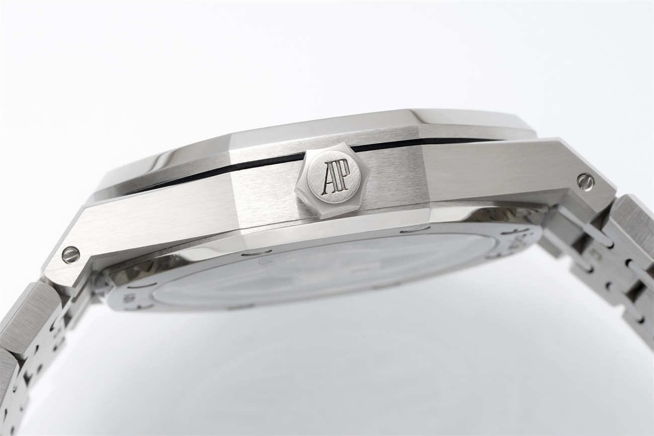 Audemars Piguet 15510 Black – Royal Oak 41 mm Stainless Steel Automatic Watch