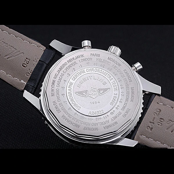 Breitling Navitimer World Black Dial Black Leather Bracelet new60402