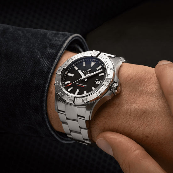 Breitling Replica Watch Avenger Automatic 42, A17328101B1A1