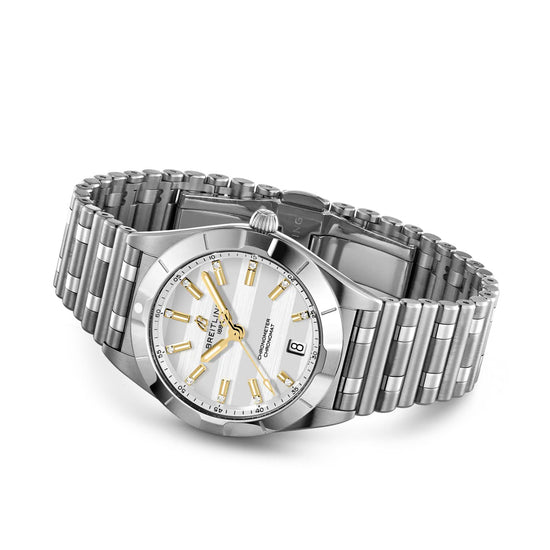 Breitling Replica Watch Chronomat 32 Six Nations England, A773105A1A1A1
