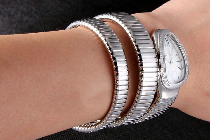 Bvlgari Serpenti 23mm White Dial Stainless Steel Case With Diamonds Double Steel Bracelet new116382