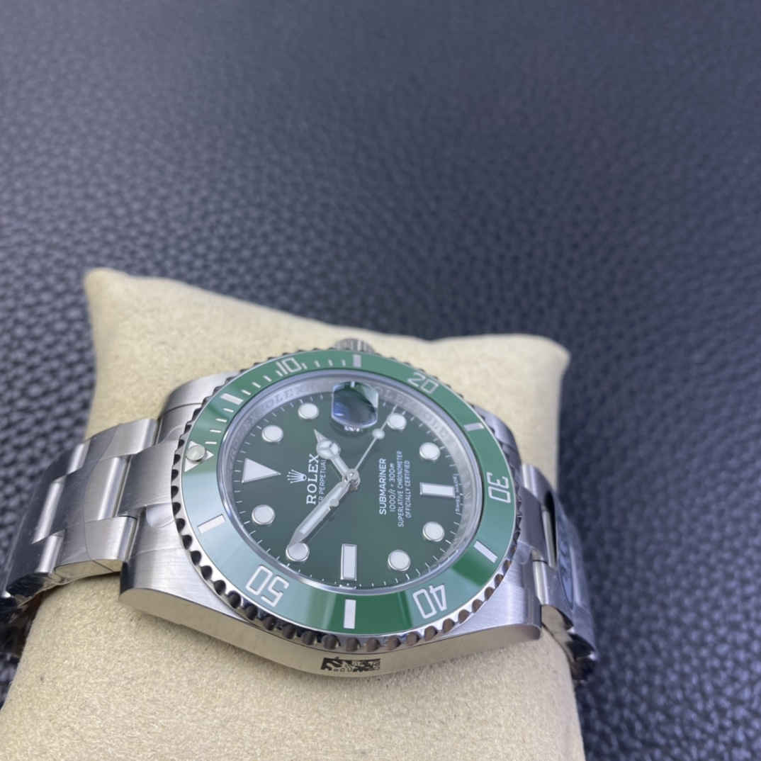 116610LN Replica Watch – Premium Rolex Submariner green Clone 40mm