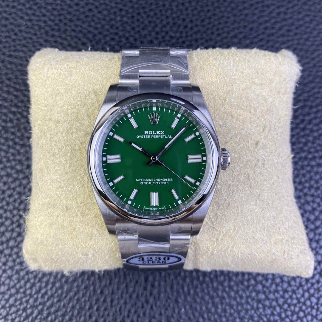 126000-0014 Oyster Perpetual 36 Green Dial Replica