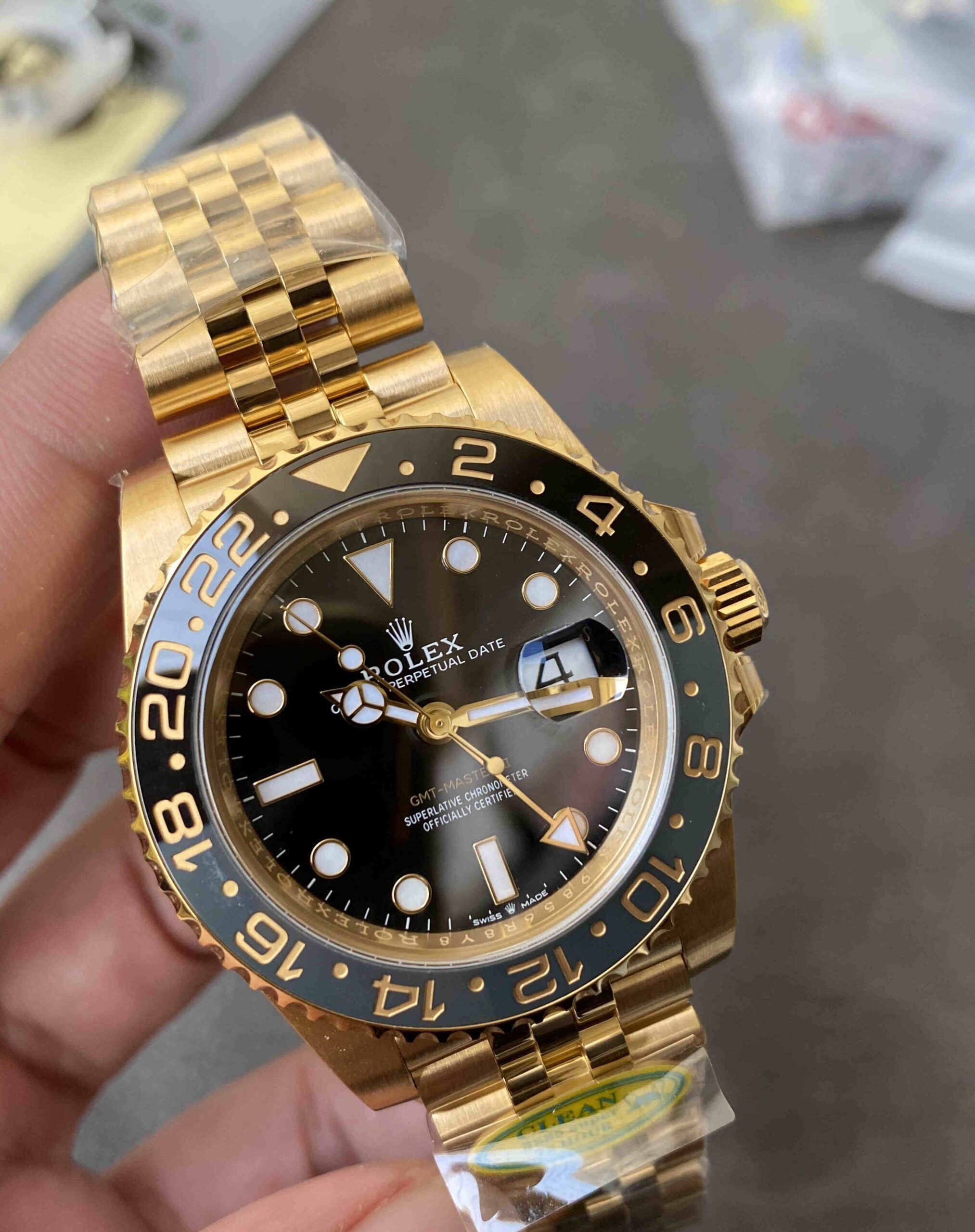 126718GRNR Yellow Gold GMT-Master II Replica
