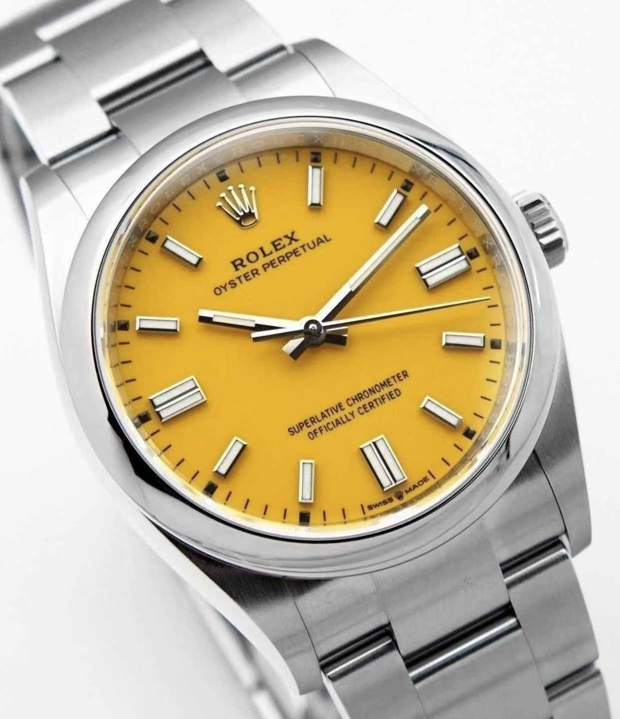 134300-0007 – 41mm Yellow Dial Oyster Perpetual Replica