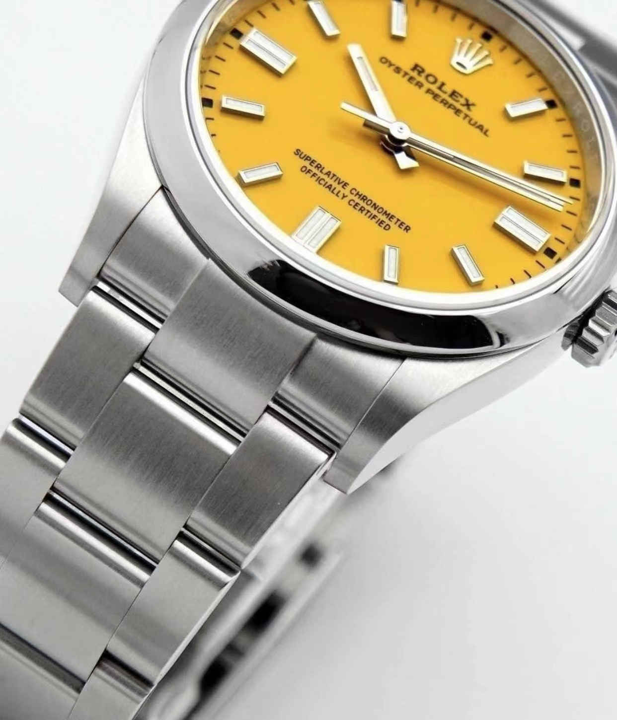 134300-0007 – 41mm Yellow Dial Oyster Perpetual Replica