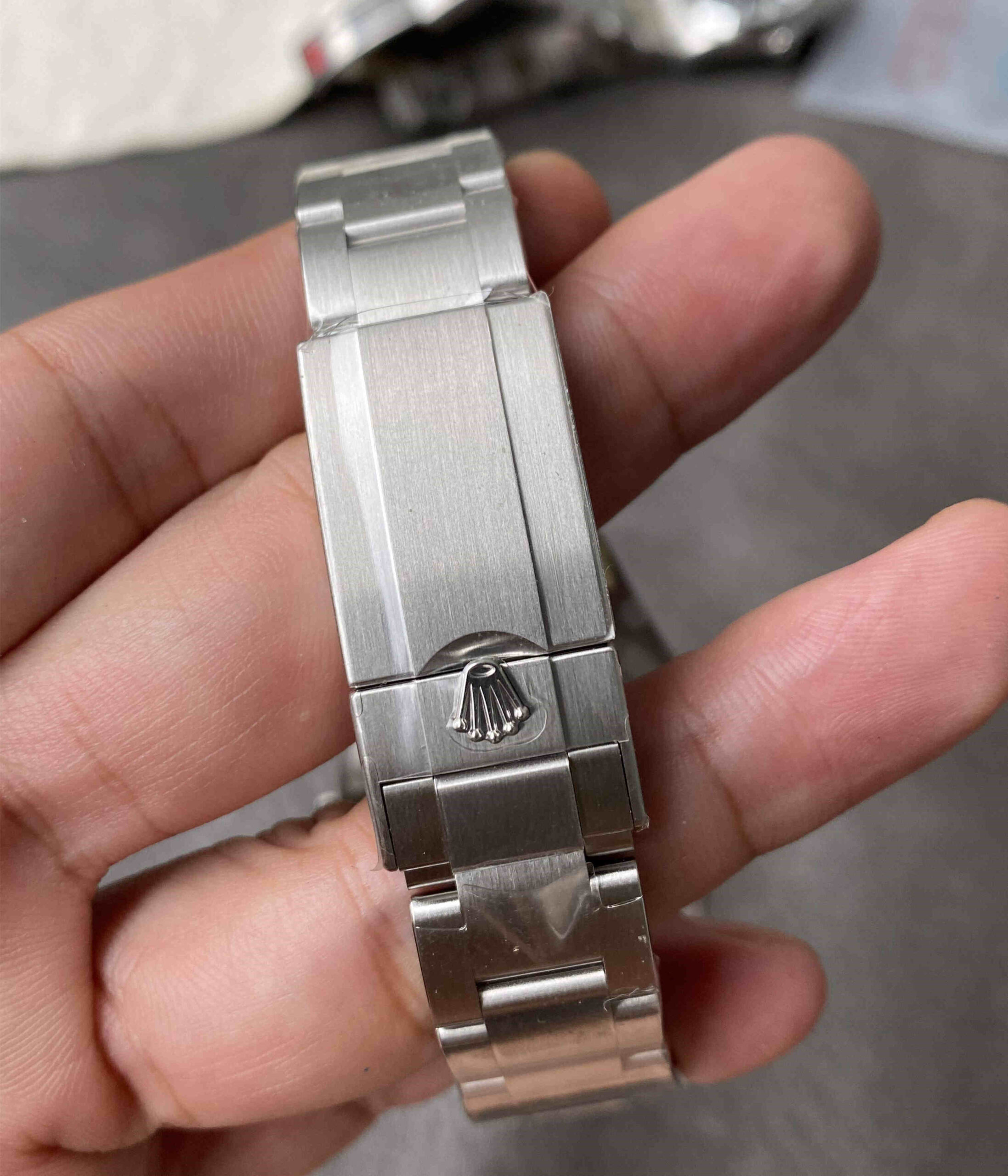 214270 – 39mm Explorer I Black Dial Replica