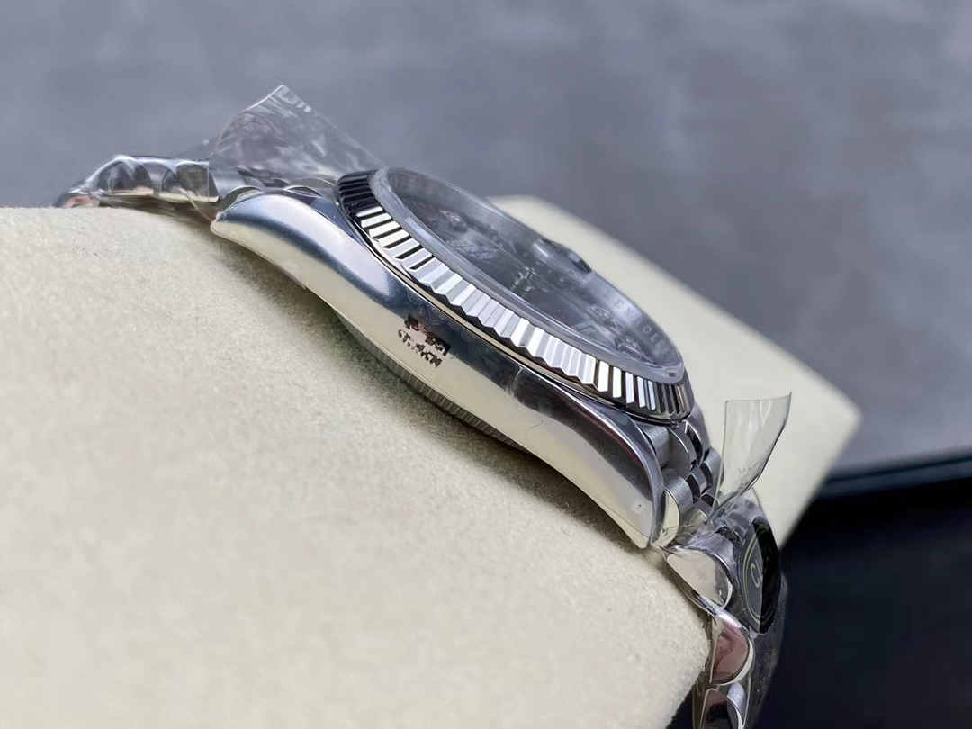 Datejust 36 126234 – Blue Tapestry Dial with Super Clone 3235