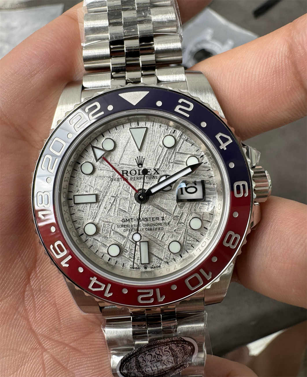 GMT‑Master II Meteorite Dial Replica – V3 Pepsi Bezel 40mm