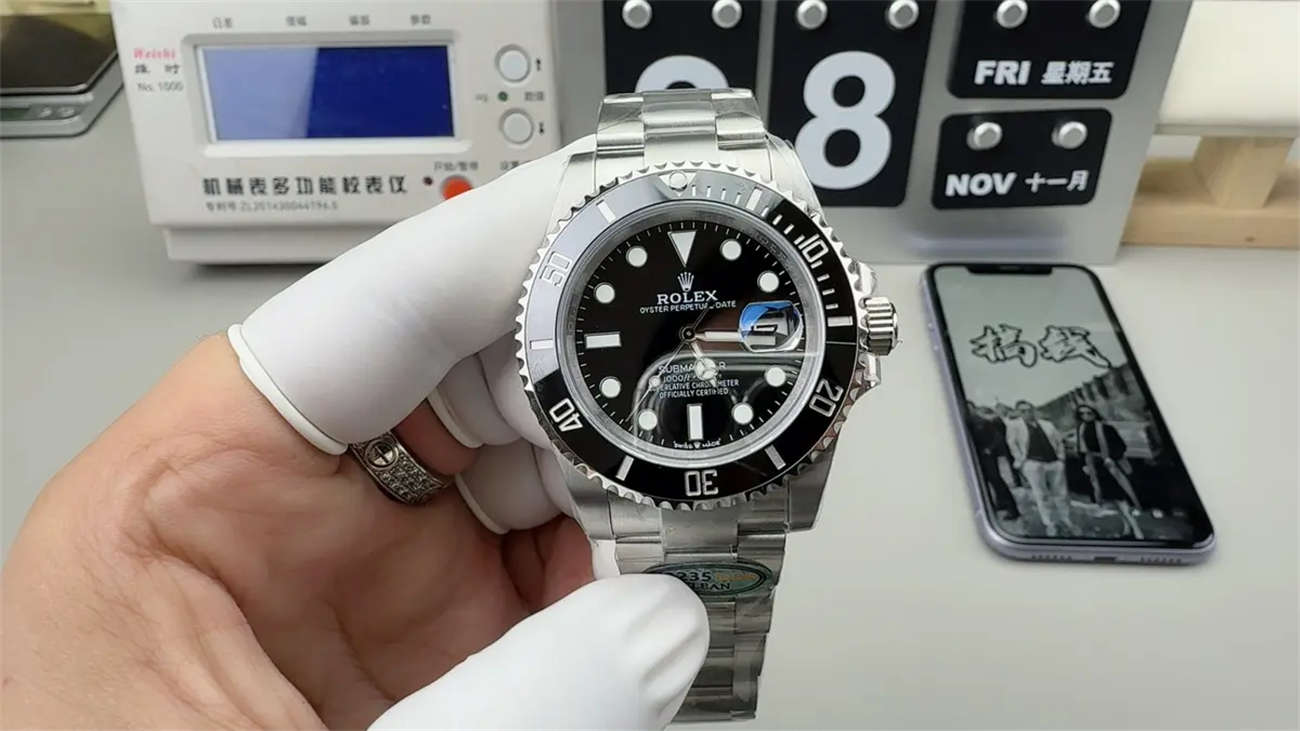 Rolex Submariner 126610LN Replica – Black Dial V5
