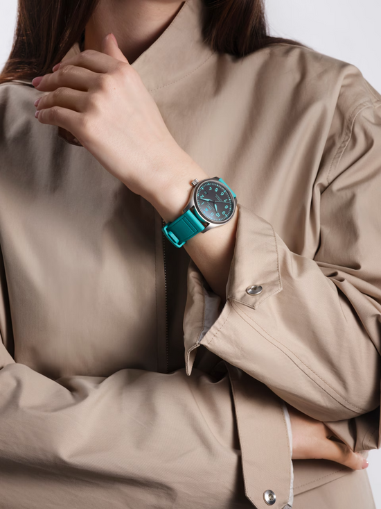 IWC Replica Watch Pilot’s Watch Mark XX Mercedes-AMG PETRONAS Formula One™ Team, Titanium, 40mm, IW328210