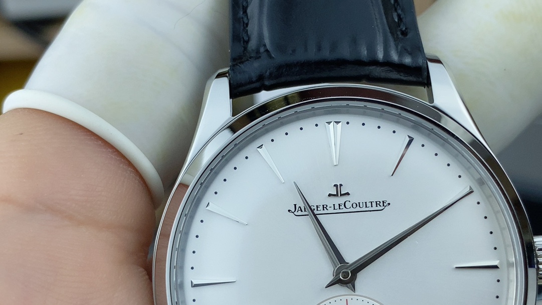 Jaeger LeCoultre Master Control Replica 1218420 – APS Factory 39mm White Dial