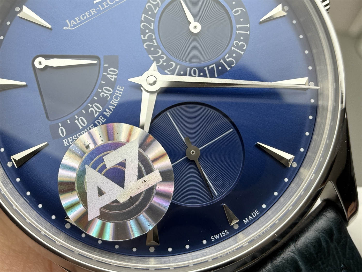 JLC Master 1378480 Replica – Blue Dial 39mm AZ Integrated Movement