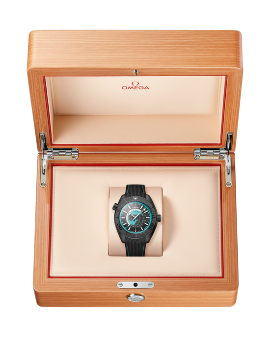 Omega Replica Watch Seamaster Planet Ocean 600m, Ceramic, Co‑Axial Master Chronometer, 215.92.46.22.01.006