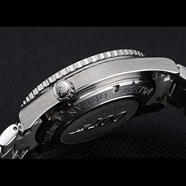 Omega Seamaster Planet Ocean 600M SKYFALL Limited Edition new60283