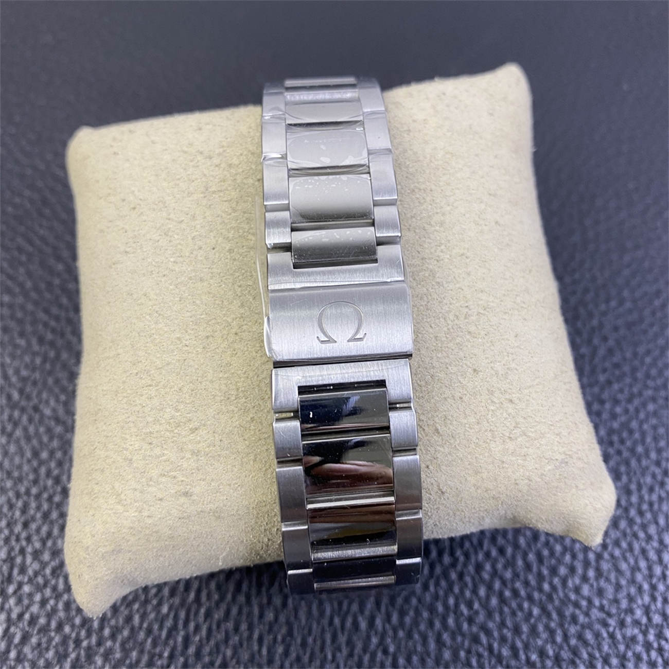 Omega Seamaster Replica – VSF Aqua Terra 150 “Bumblebee” Premium Edition