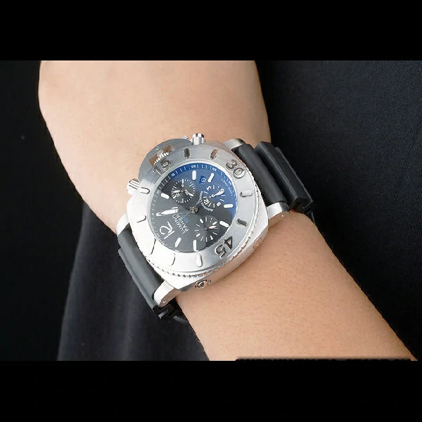 Panerai Luminor Brushed Stainless Steel Case Black Dial Black Rubber Strap new58220