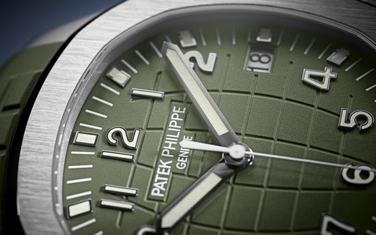 Patek Philippe Replica Watch Aquanaut Jumbo Date, Sweep Seconds, 18k White Gold, 42,2 mm, 5168G-010