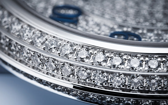 Patek Philippe Replica Watch Calatrava Diamond Ribbon Joaillerie Ladies, 18kt White Gold set with 770 Diamonds: ~4,4ct, 36,5mm, 4978/400G-001