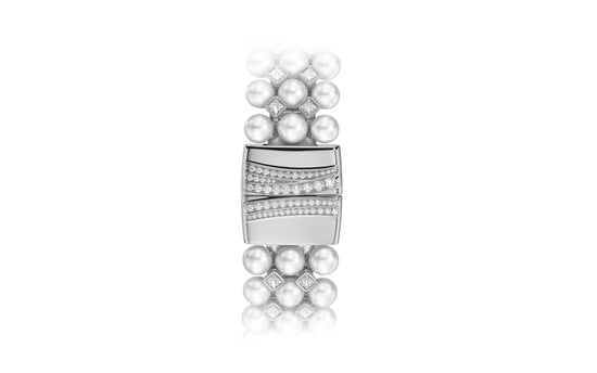 Patek Philippe Replica Watch Ladies Gondolo Haute Joaillerie, 18kt White Gold set with diamonds and Akoya pearls, 31 × 34.8mm, 7042/100G-010