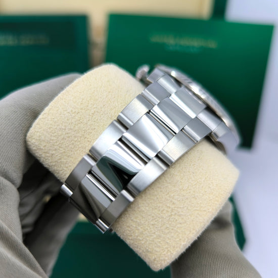 Pre-owned Rolex Replica Watch Datejust 41, Stainless Steel and 18k White Gold, 41mm, 126334-0003