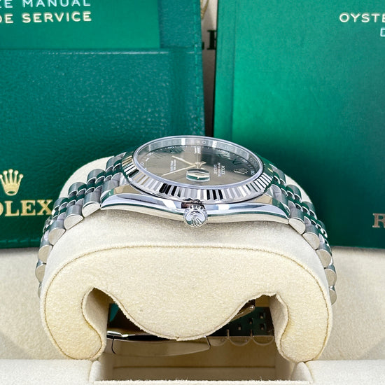 Pre-owned Rolex Replica Watch Datejust 41, Stainless Steel and 18k White Gold, 41mm, 126334-0022