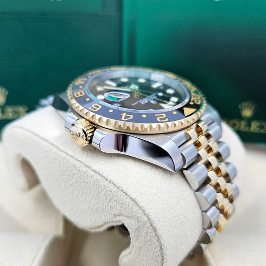 Pre-owned Rolex Replica Watch GMT-Master II, 40mm, Oystersteel and 18k Yellow Gold, 126713GRNR-0001