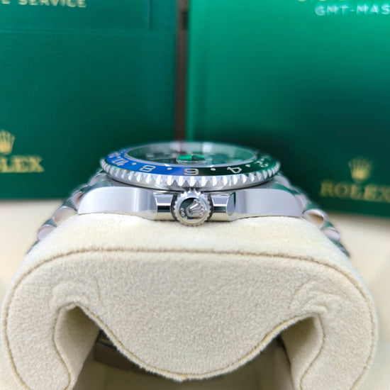 Pre-owned Rolex Replica Watch GMT-Master II, aka Batgirl, 40mm, 126710BLNR