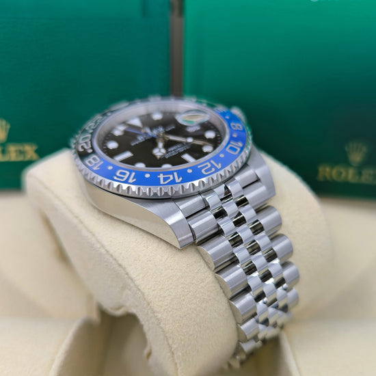 Pre-owned Rolex Replica Watch GMT-Master II, aka Batgirl, 40mm, 126710BLNR