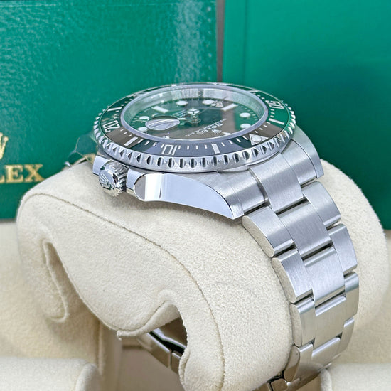 Pre-owned Rolex Replica Watch Sea-Dweller Red Letters 43mm Black Dial Oyster 126600-0001