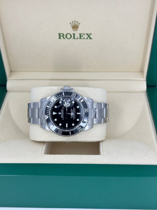 Pre-Owned Rolex Replica Watch Submariner Date 1999 16610