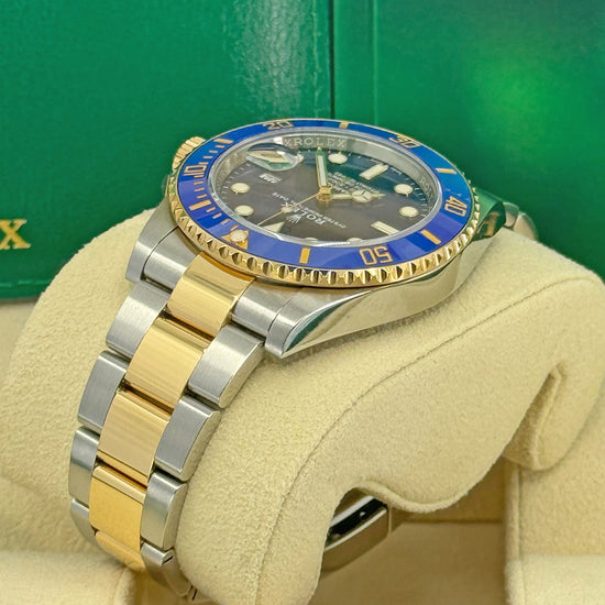 Pre-owned Rolex Replica Watch Submariner Date Bluesy, 126613LB, Two-Tone, Mint, Complete