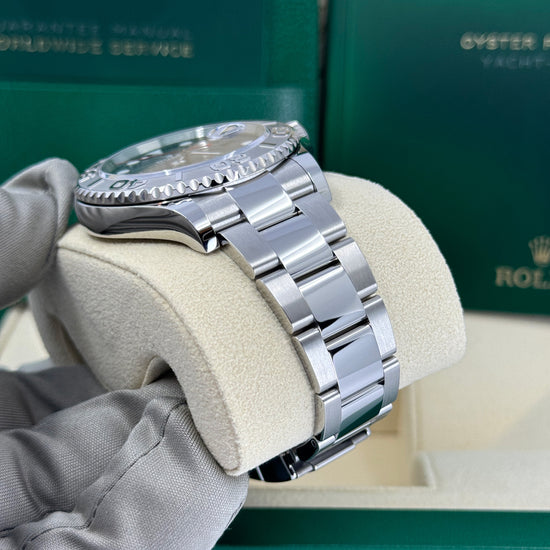 Pre-owned Rolex Replica Watch Yacht-Master 40 Mint Blue Dial Oyster 126622-0002