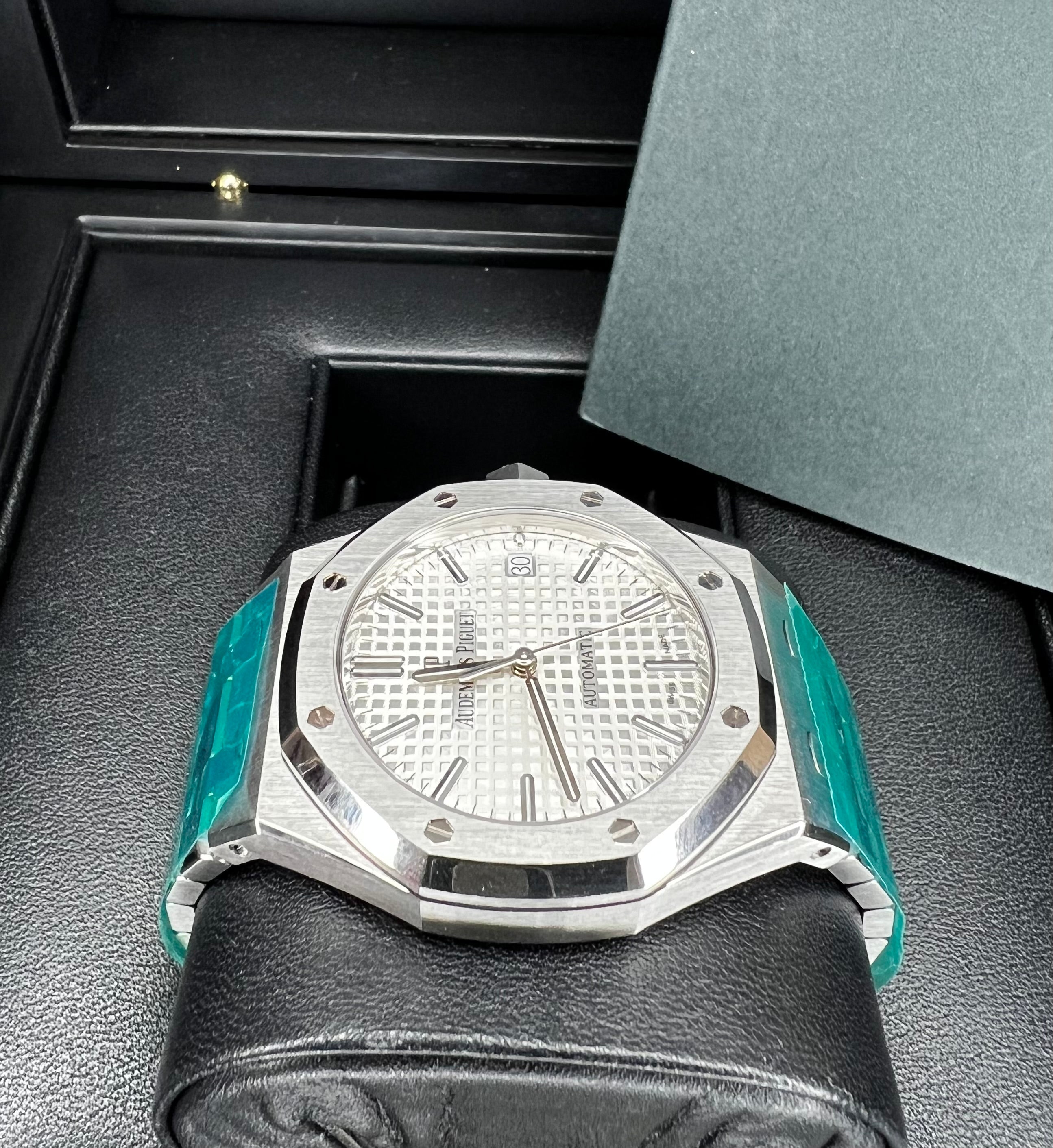 Replica Audemars Piguet Royal Oak Selfwinding Watch 15450ST.OO.1256ST.01