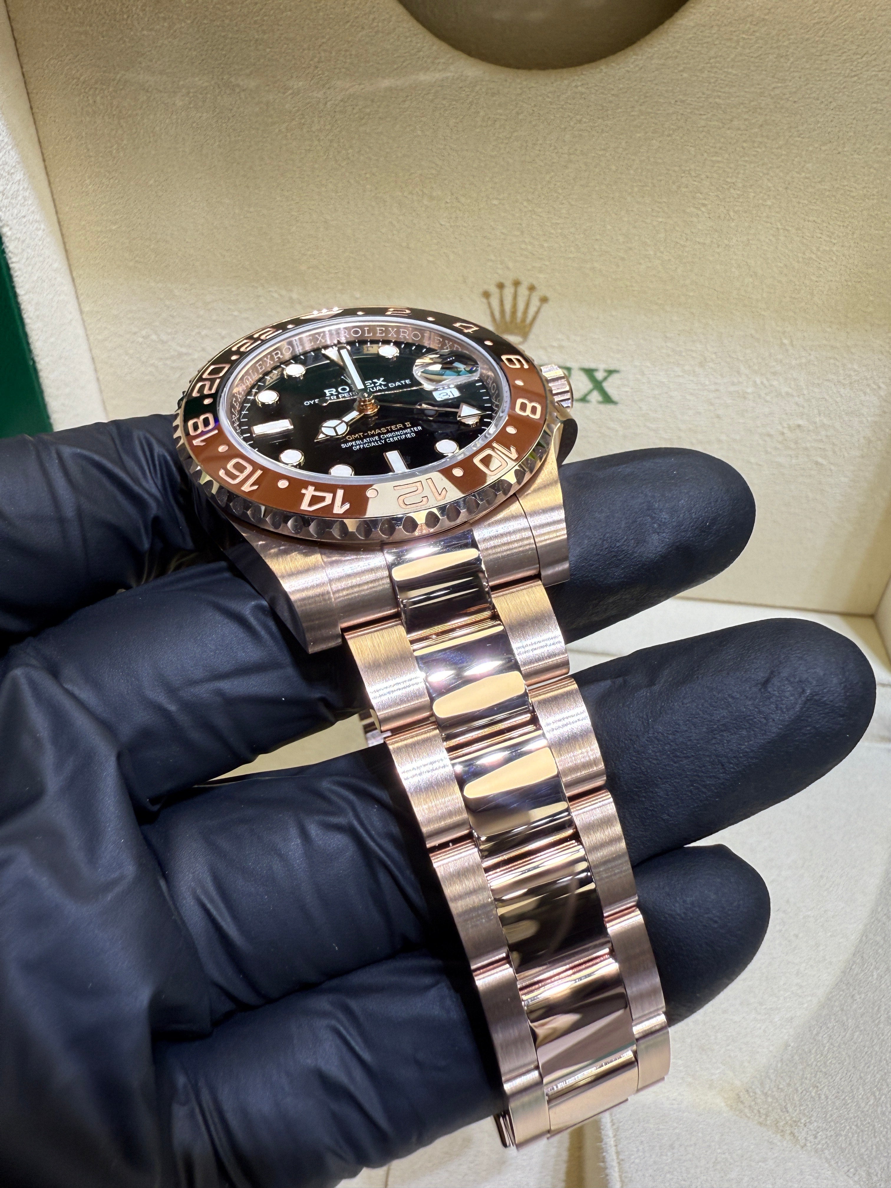Replica Rolex GMT-Master II 126715CHNR Root Beer Everose Gold