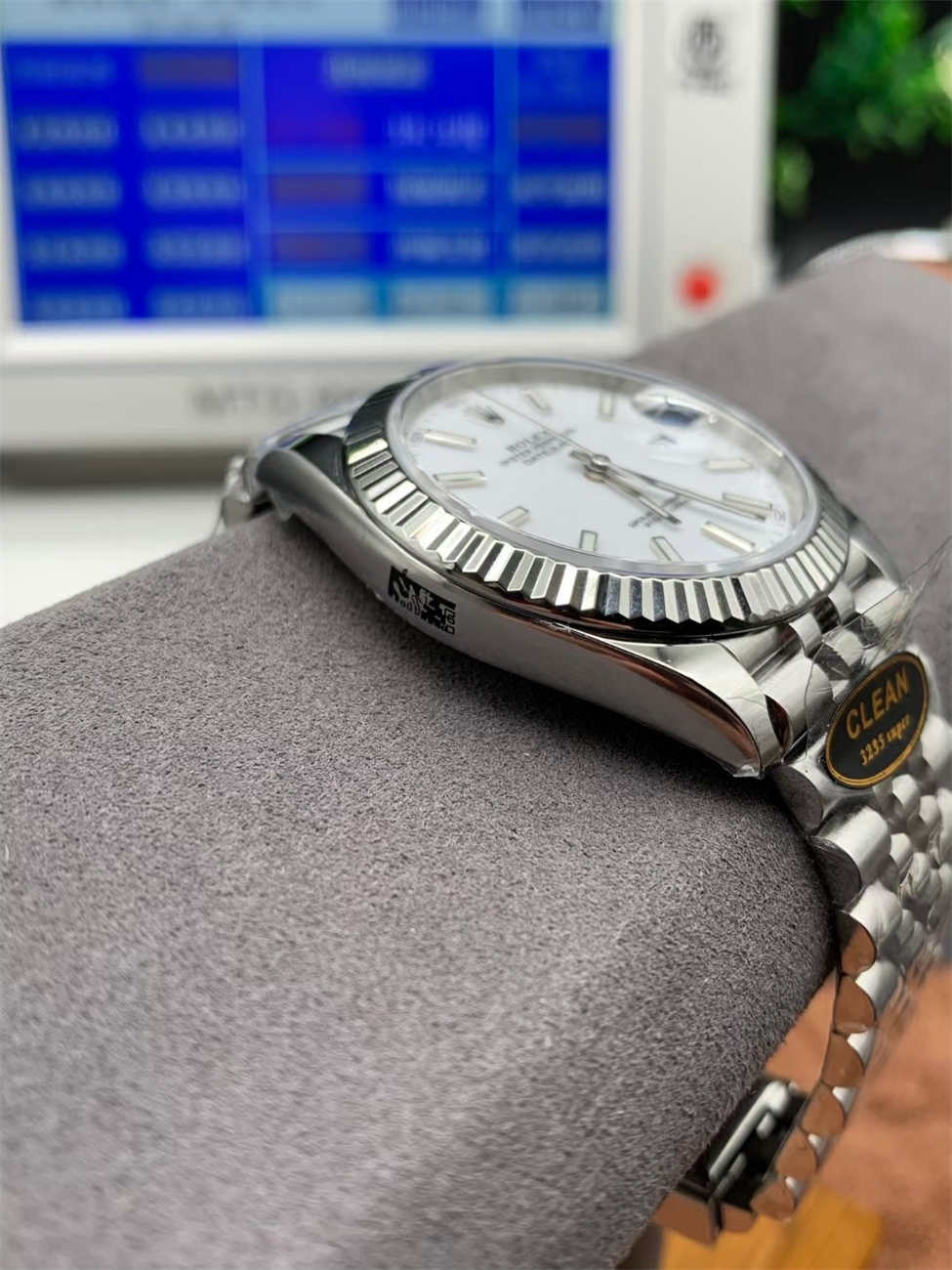 Rolex Datejust 41 White Dial – Jubilee Replica Watch