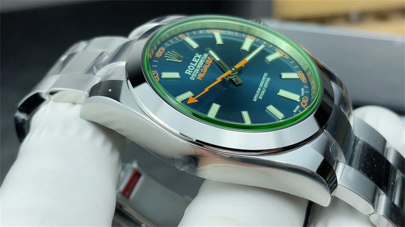Rolex Milgauss 116400GV “Z-Blue” Dial – VS Factory [Real Green Sapphire]