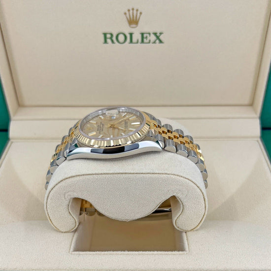 Rolex Replica Watch Datejust 36, 18k Yellow Gold and Stainless Steel, 36mm, Golden, palm motif dial, 126233-0037