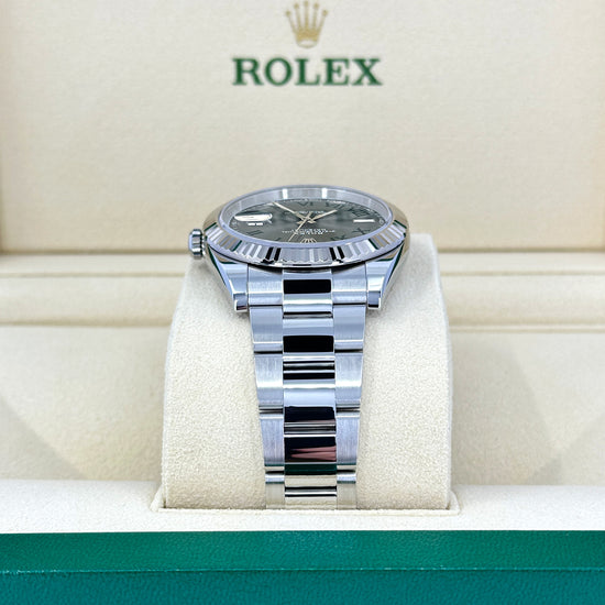 Rolex Replica Watch Datejust 41, Oystersteel and 18k White Gold, 41mm, 126334-0021