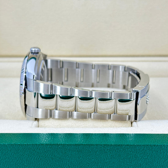 Rolex Replica Watch Datejust 41, Oystersteel and 18k White Gold, 41mm, 126334-0021