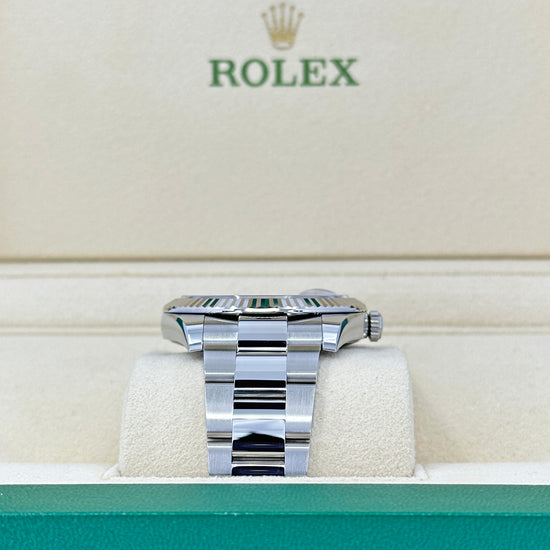 Rolex Replica Watch Datejust 41 Oystersteel and 18k White Gold 41mm Bright Black Dial Oyster, 126334-0017.
