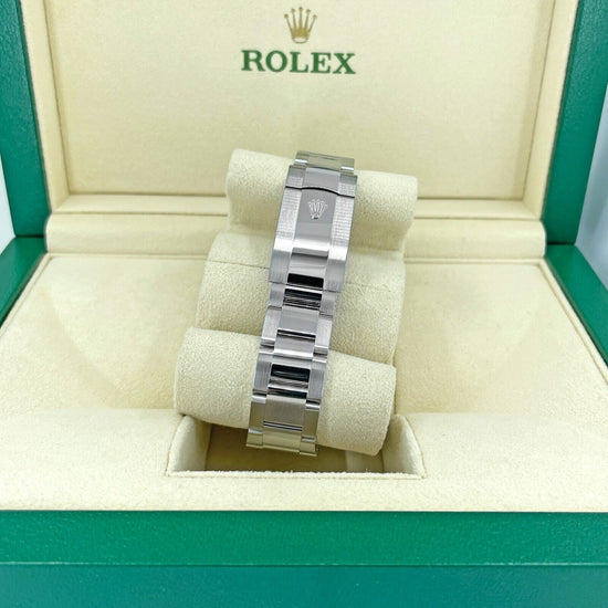 Rolex Replica Watch, Datejust 41, Oystersteel and 18k White Gold, Bright Blue with Diamonds Dial, Oyster 126334-0015