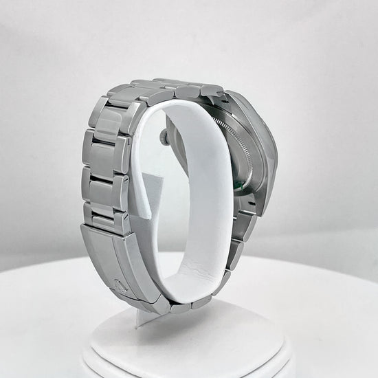 Rolex Replica Watch, Datejust 41, Oystersteel and 18k White Gold, Bright Blue with Diamonds Dial, Oyster 126334-0015