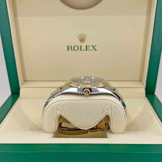 Rolex Replica Watch Datejust, 41mm, Wimbledon, 18k Yellow Gold and Stainless Steel, Oyster, Fluted, 126333-0019