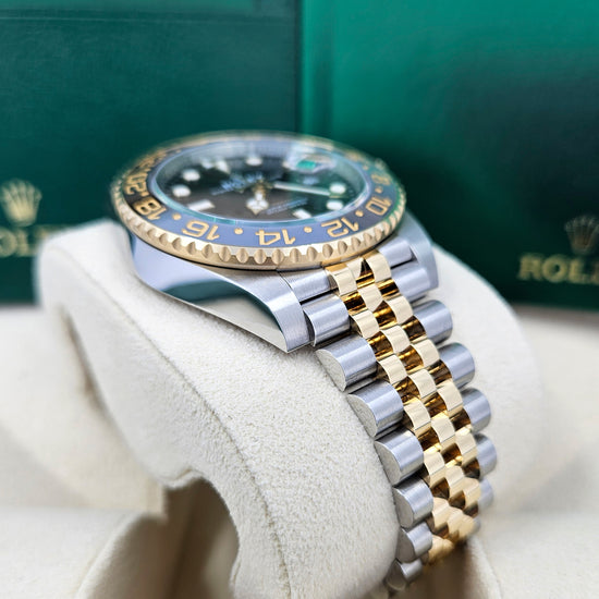 Rolex Replica Watch GMT-Master II, 40mm, Oystersteel and 18k Yellow Gold, 126713GRNR-0001