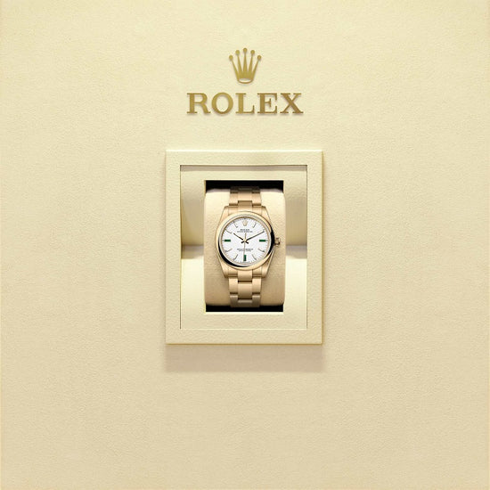 Rolex Replica Watch Oyster Perpetual 34, 18k Yellow Gold, 34mm, White dial, Domed Oyster, 124208-0002