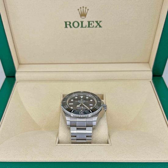 Rolex Replica Watch Sea-Dweller Deepsea, 44 mm, Stainless Steel, Mint 2021, 126660-0001